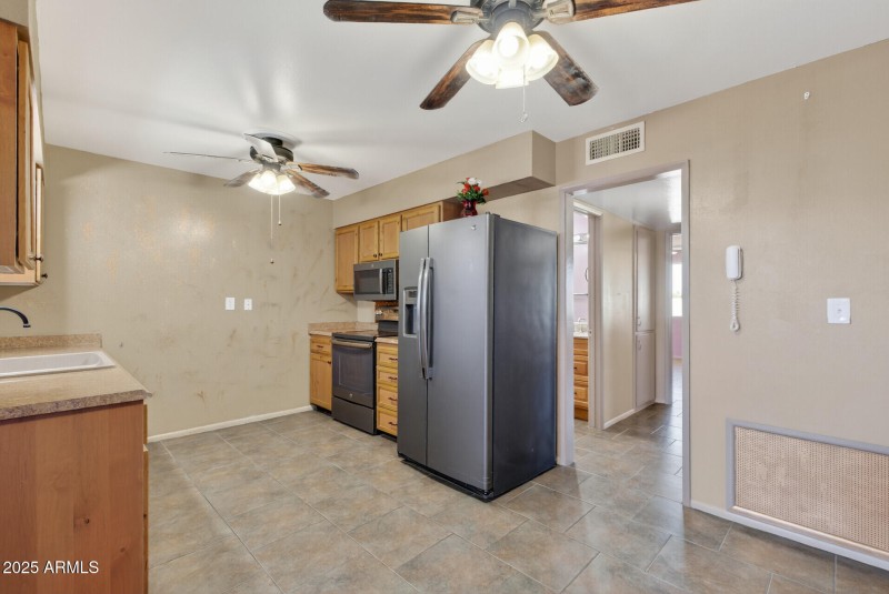 Kitchen 2 ceiling fans
