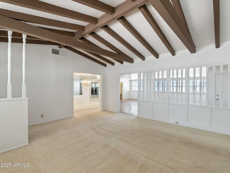 8-web-or-mls-Roosevelt-8