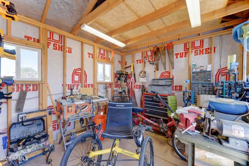 12005 N 113th Ave-22