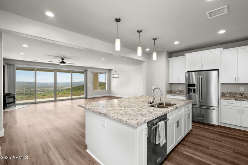 33-web-or-mls-15689-e-orch-vw-rd