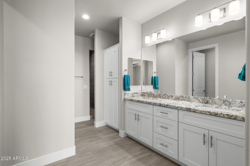 37-web-or-mls-15689-e-orch-vw-rd