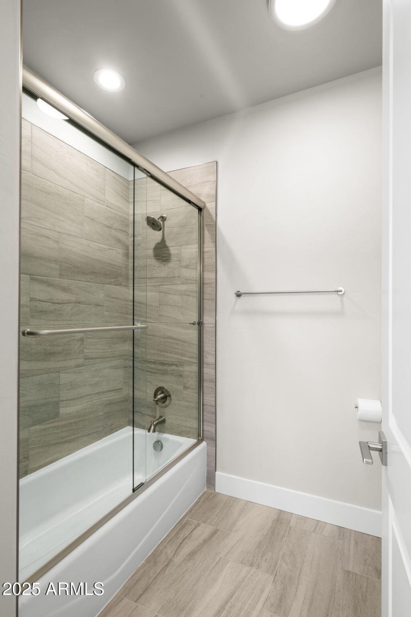 45-web-or-mls-15689-e-orch-vw-rd