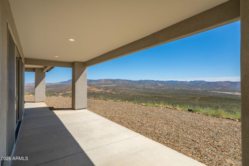 12-web-or-mls-15689-e-orch-vw-rd