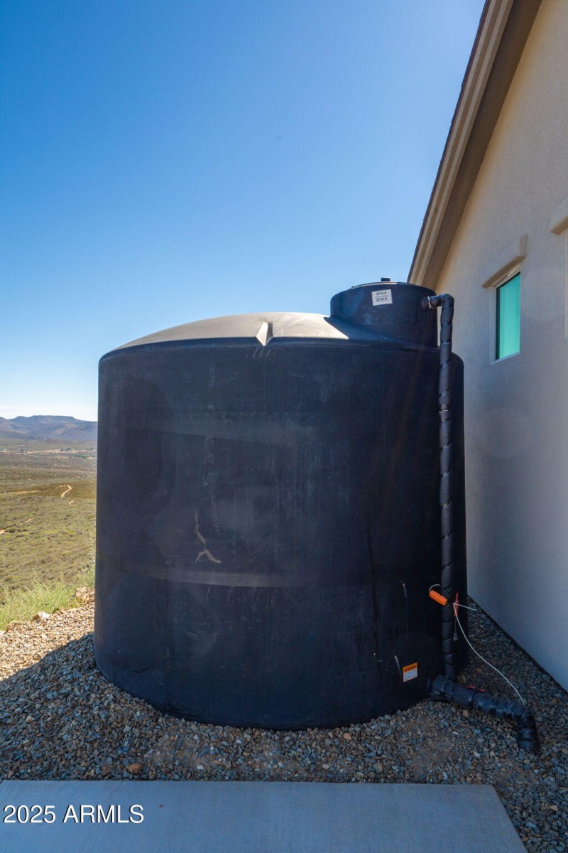 18-web-or-mls-15689-e-orch-vw-rd