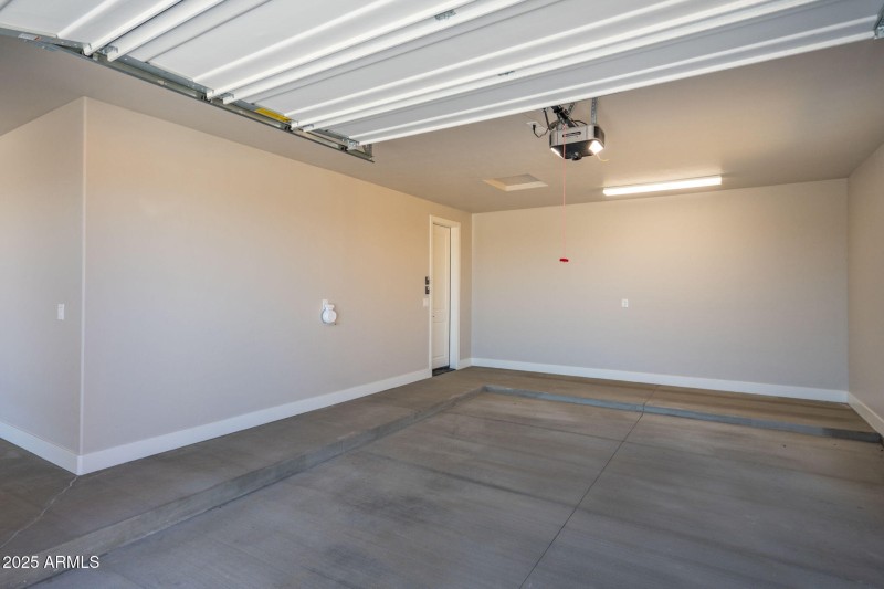 23-web-or-mls-15689-e-orch-vw-rd