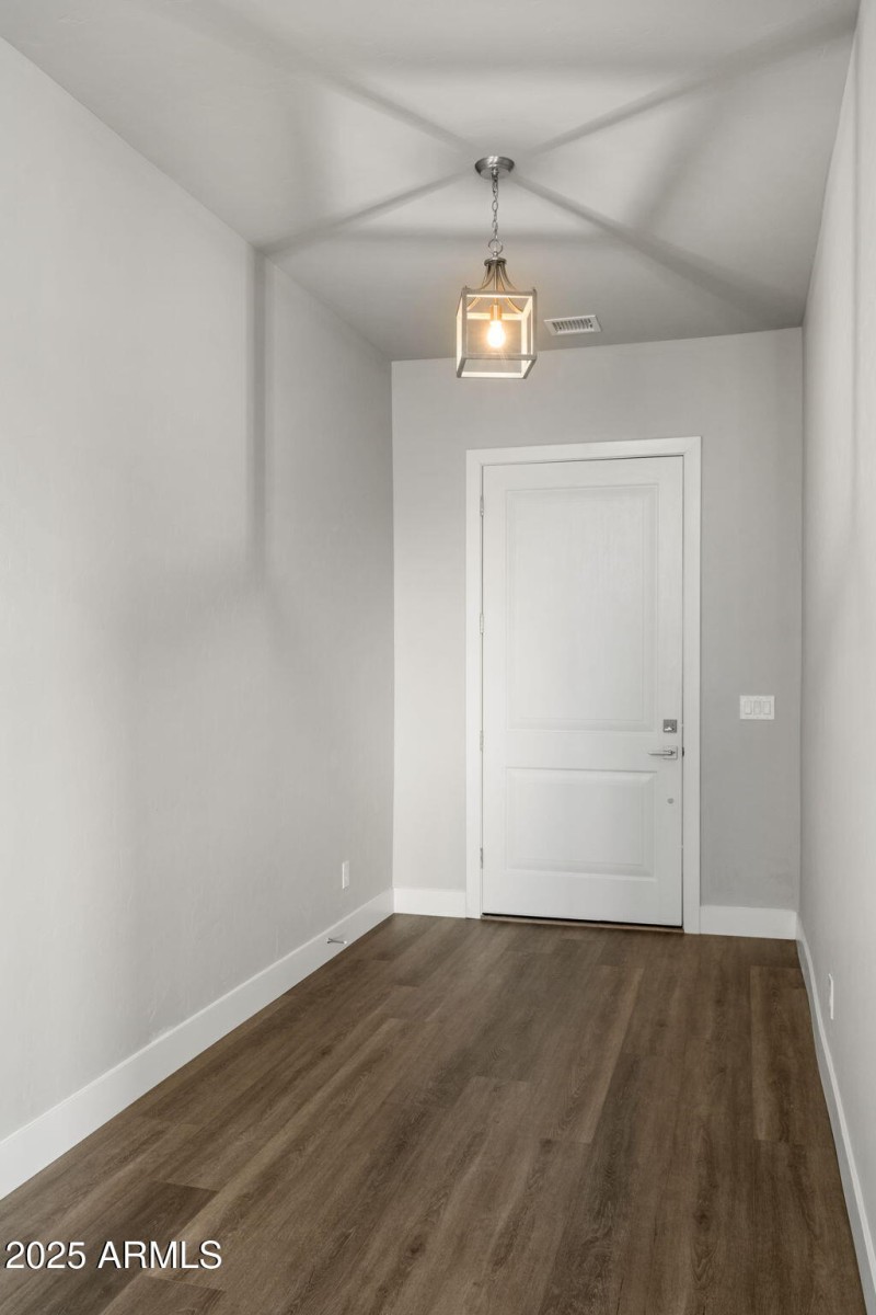 2-web-or-mls-15690-e-orch-vw-rd