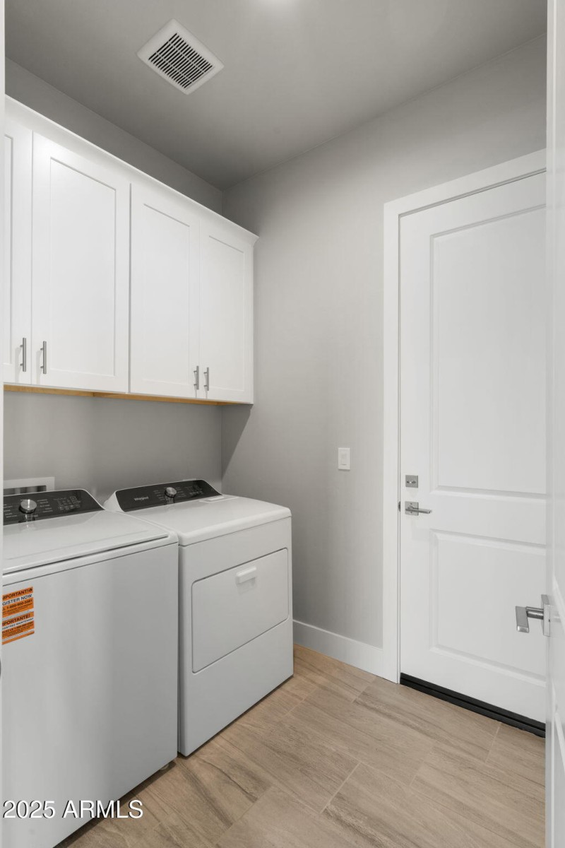 19-web-or-mls-15690-e-orch-vw-rd