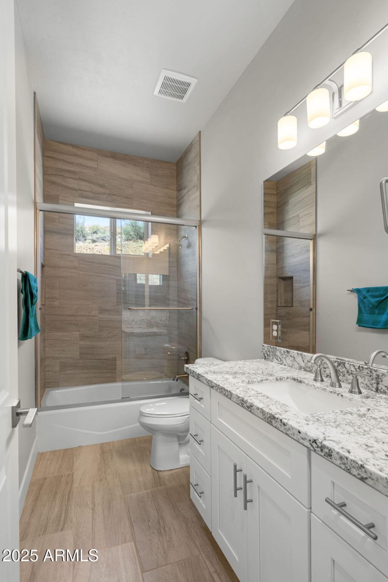 22-web-or-mls-15690-e-orch-vw-rd