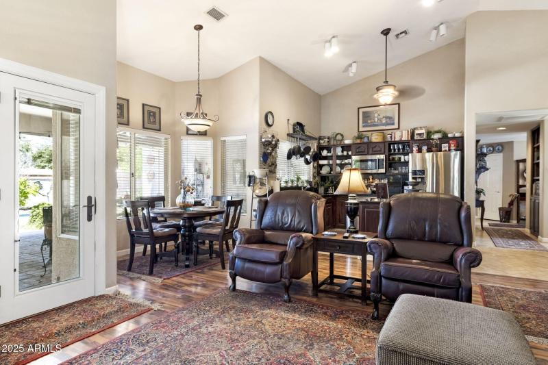 16214 S 33rd Pl Phoenix - 310