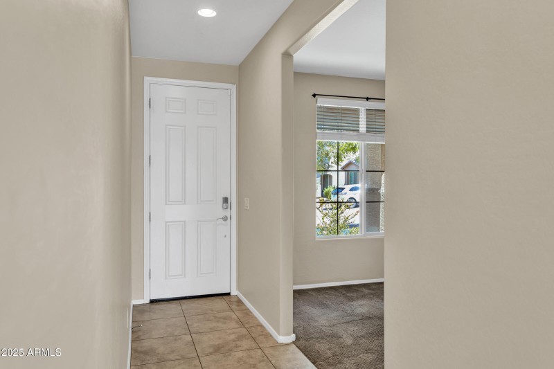 2075 W Bennett Way-6