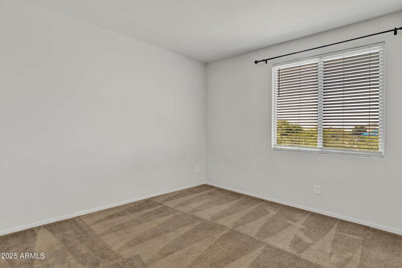 2075 W Bennett Way-25