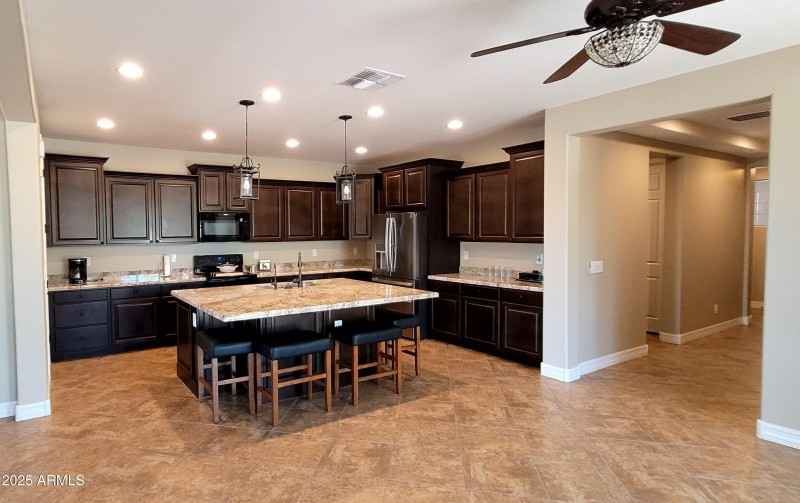 kitchen with kitchenette