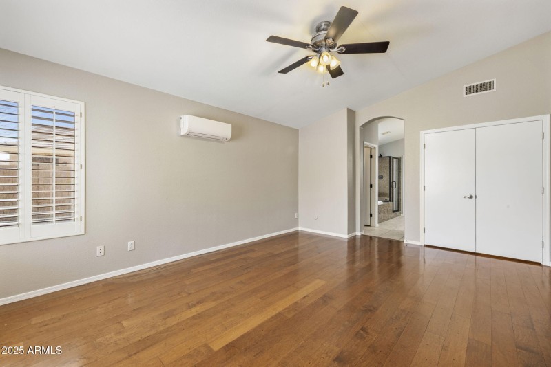 Main Bedroom to Bath