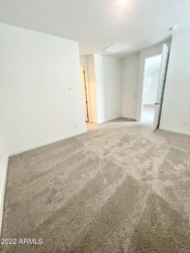 6E9F22F1-34B2-436D-9991-E42B4973A7E9