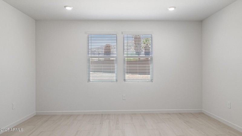 Dining Rm