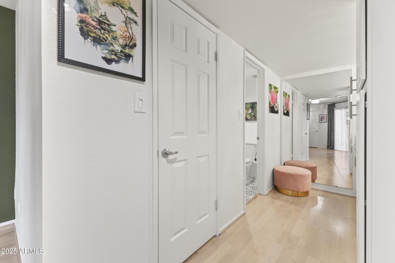 Primary bathroom/Closet