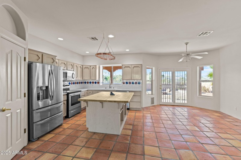 21-web-or-mls-DSC00042