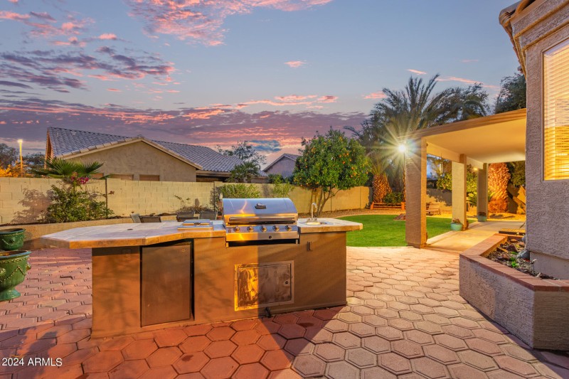 Twilight Backyard BuiltIn Grill and Sink