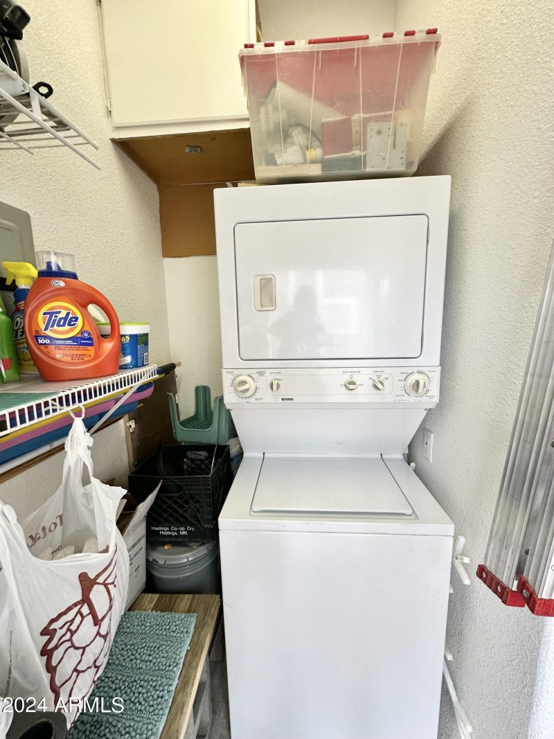 STACKABLE WASHER/DRYER