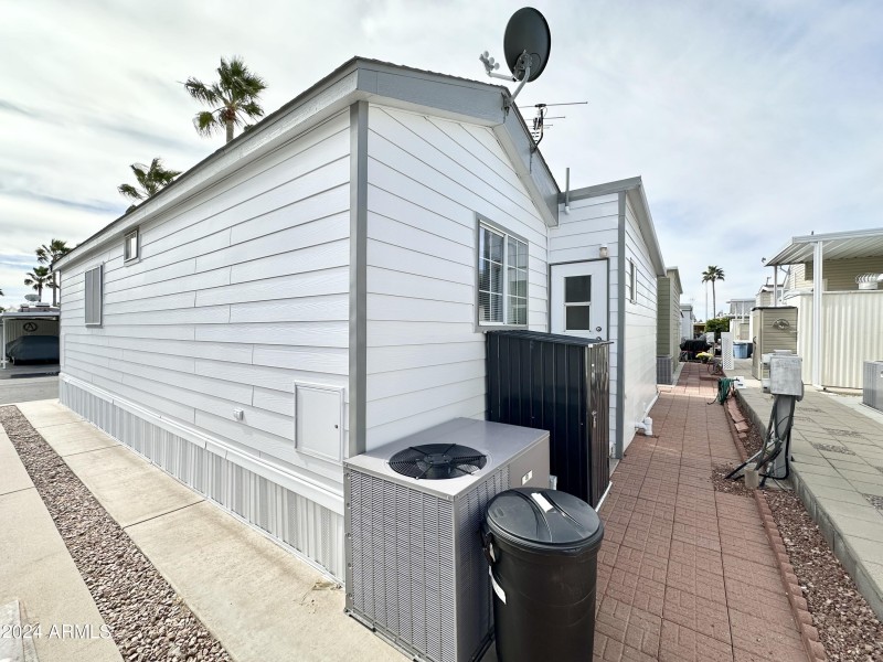 FANTASTIC BACK PATIO