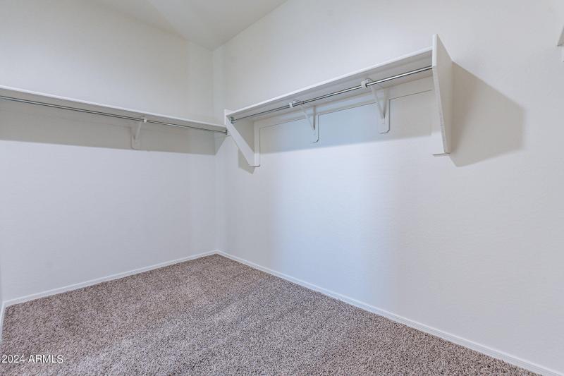 16-web-or-mls-Basil-21