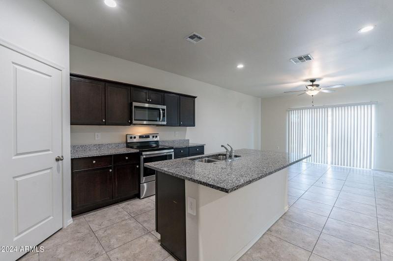 26-web-or-mls-Basil-10