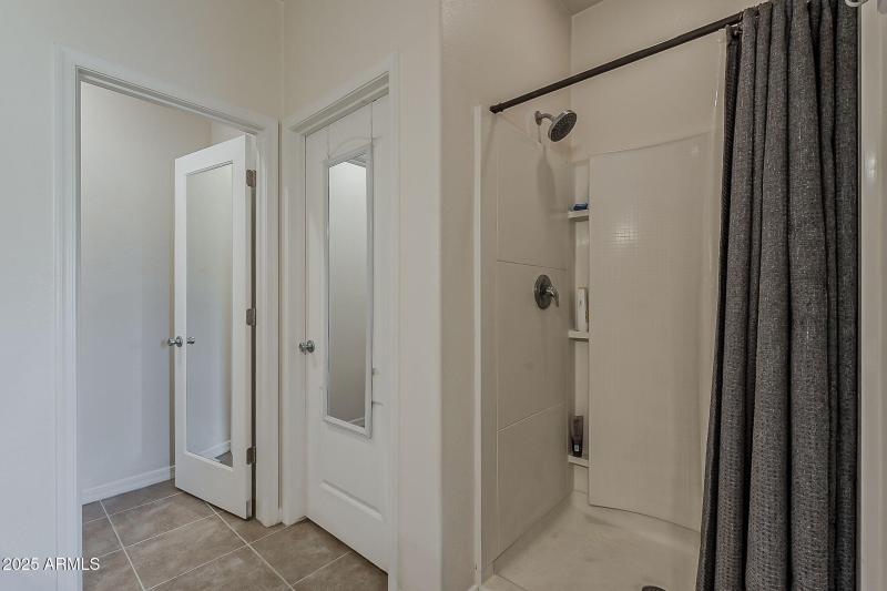 27-web-or-mls-Crescent Rd-27