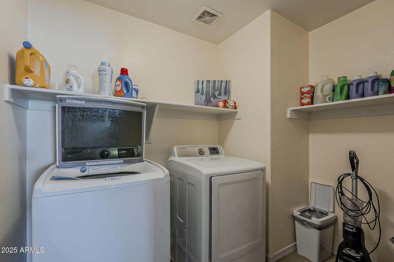 42-web-or-mls-Crescent Rd-42