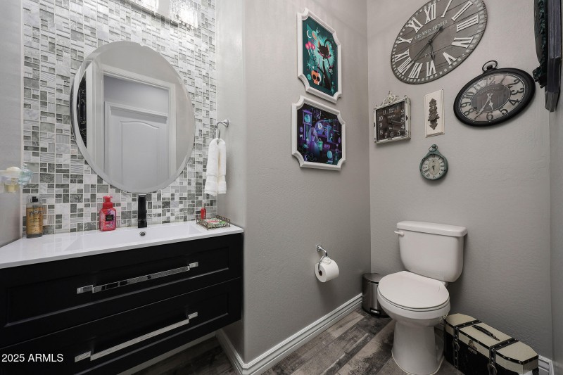 Powder room