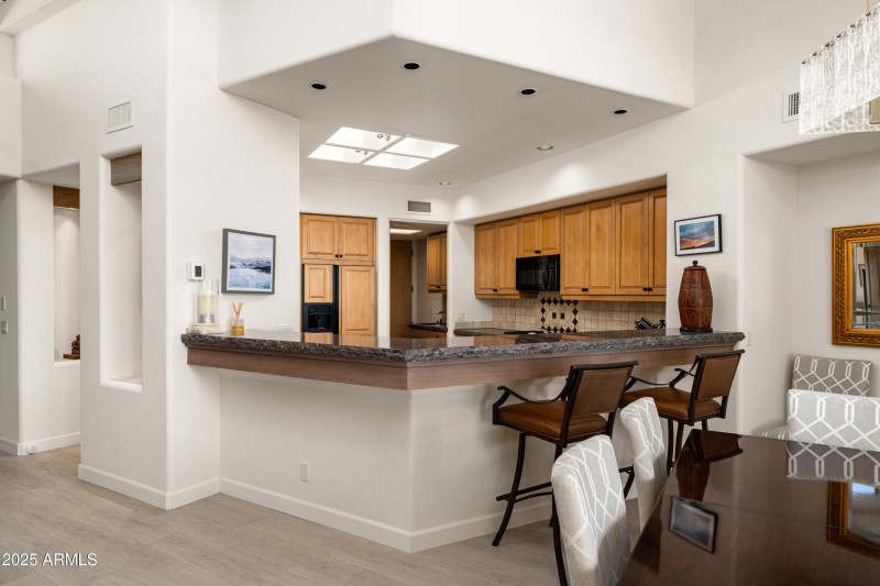 14-11163 E Prospect Point Dr (14 of 40)