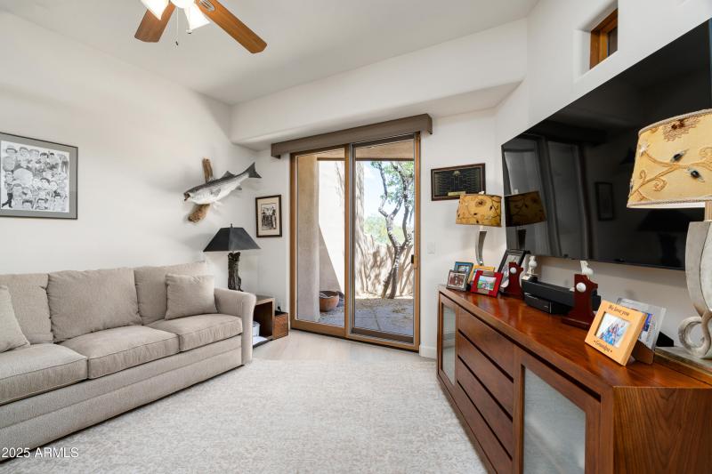 28-11163 E Prospect Point Dr (28 of 40)