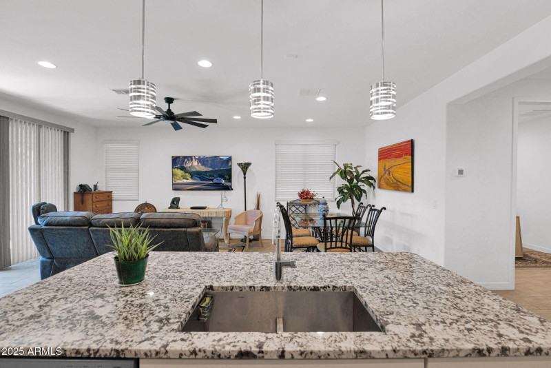 26-web-or-mls-P1258056