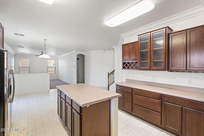 13-web-or-mls-2261-w-mila-way