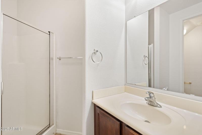 18-web-or-mls-2261-w-mila-way