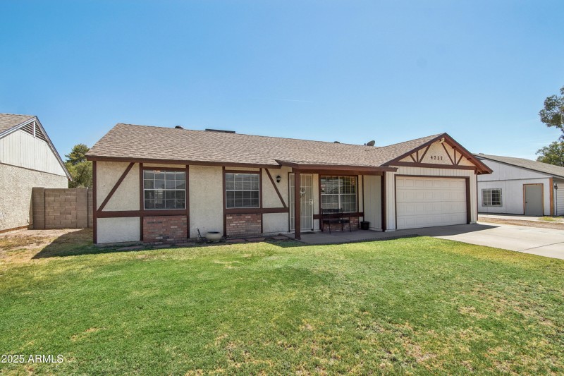 2-print-W Villa Theresa Dr-S0508-002