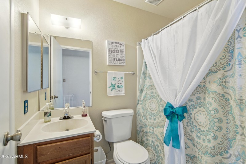 17-print-W Villa Theresa Dr-S0508-017