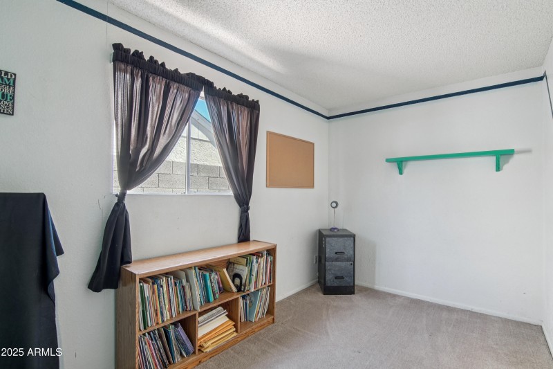 18-print-W Villa Theresa Dr-S0508-018