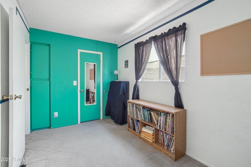 19-print-W Villa Theresa Dr-S0508-019