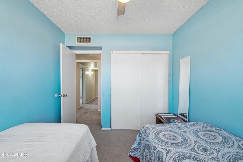 23-print-W Villa Theresa Dr-S0508-023