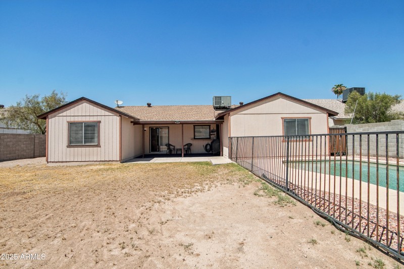 31-print-W Villa Theresa Dr-S0508-031