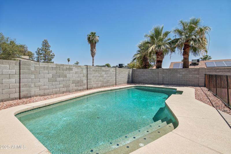 32-print-W Villa Theresa Dr-S0508-032