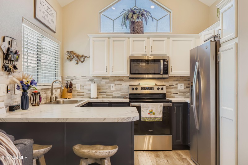 1633 E Lakeside Dr 108 - MLS Sized - 018