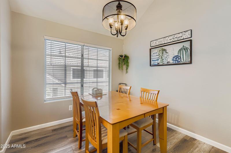 1633 E Lakeside Dr 108 - MLS Sized - 016