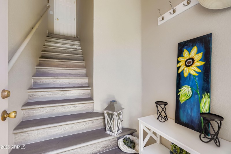 1633 E Lakeside Dr 108 - MLS Sized - 004