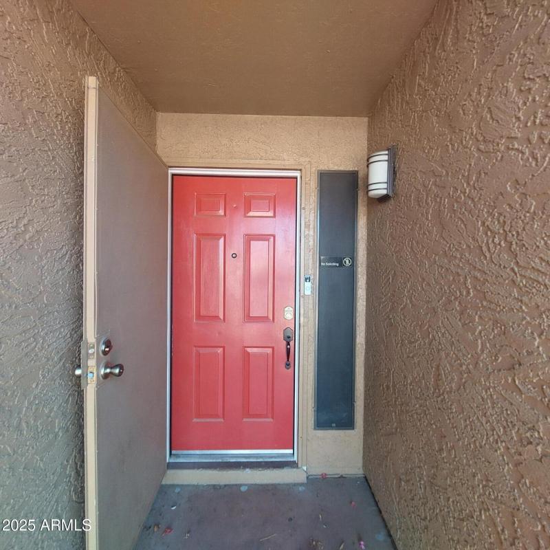 14076 N. 26th Ave. PICS5