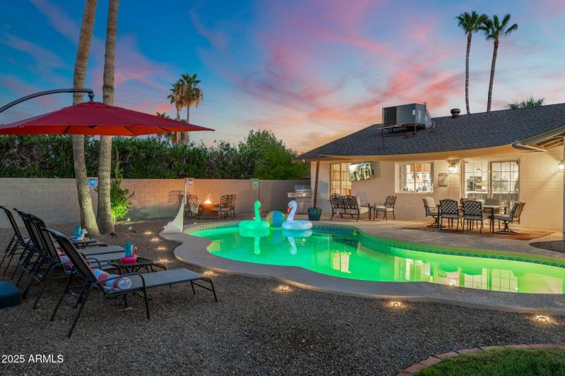 71-web-or-mls-QVB03122-HDR-Edit