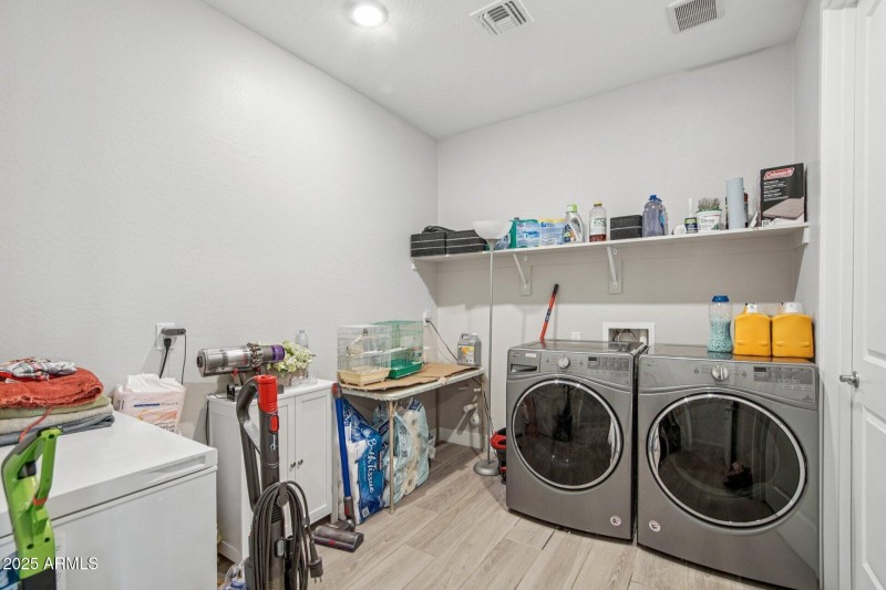 19-web-or-mls-W Luxton Ln-S0508-019