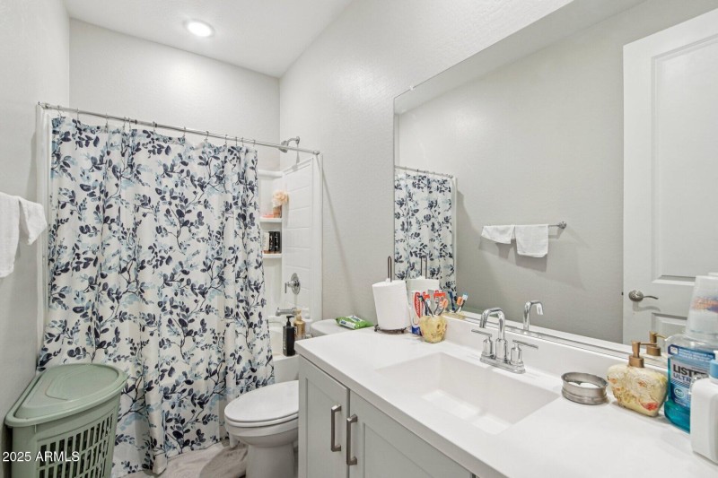 21-web-or-mls-W Luxton Ln-S0508-021