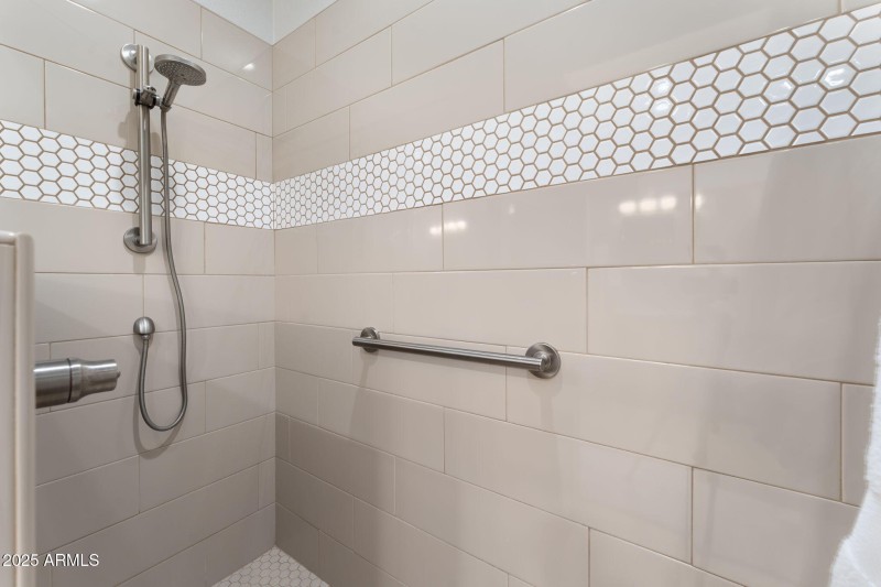 16-web-or-mls-DSC07243