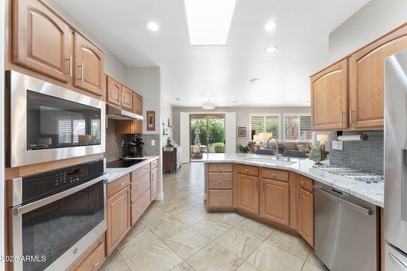 24-web-or-mls-DSC07275